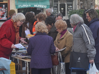 Libros en la Plaza de Prosperidad para conmemorar el Día de la Mujer