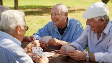 Jugando a las cartas